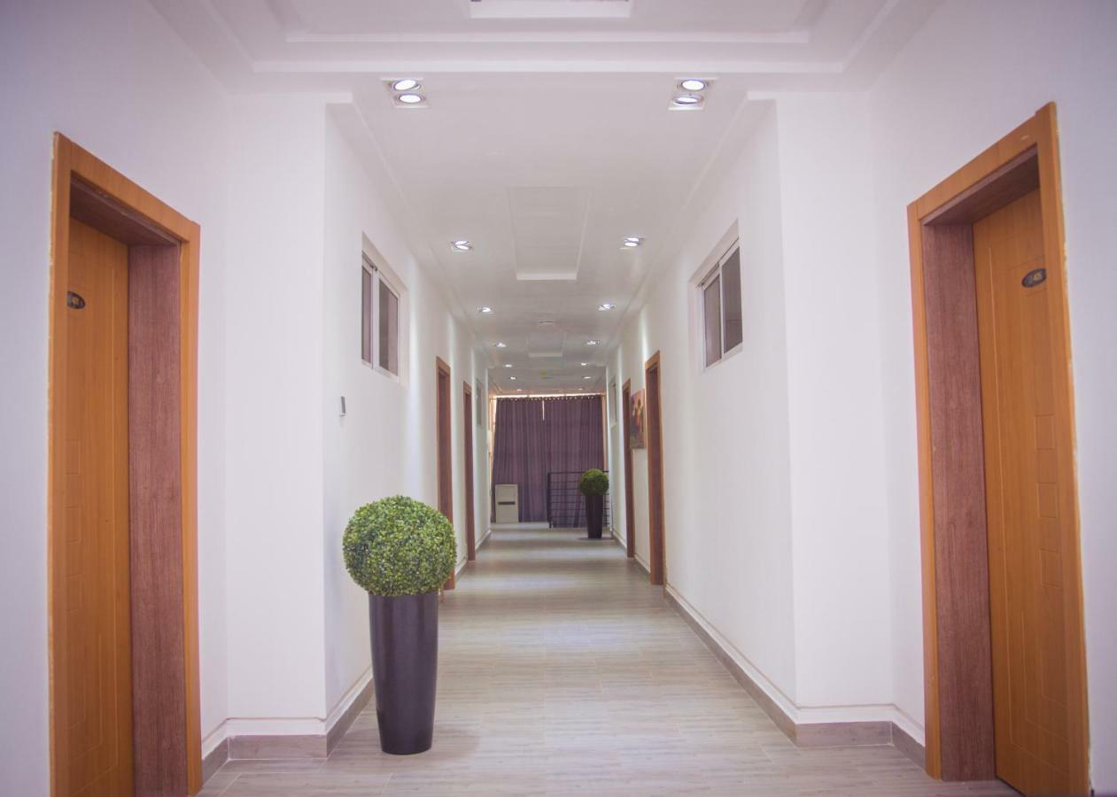 James Court Hotel & Luxury Apartments Lekki Kültér fotó